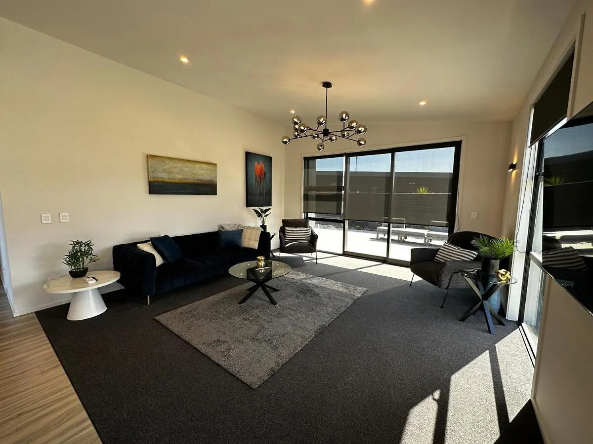 Tranquil New Home With Stunning Hill Views Christchurch