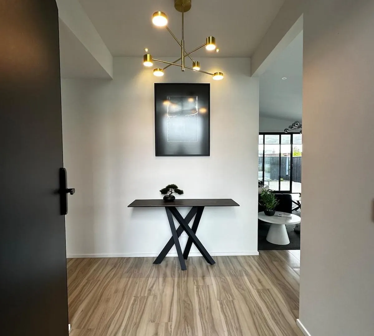 Tranquil New Home With Stunning Hill Views Christchurch 0*,  Nowa Zelandia